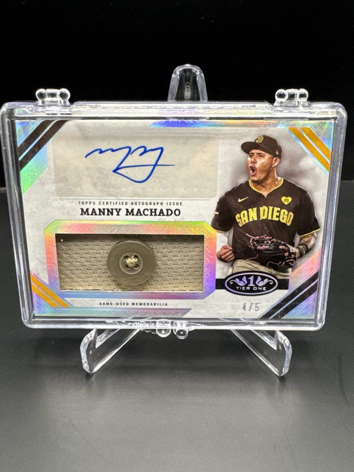 Manny Machado Button Relic Autograph